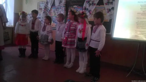 Фото 2 з 2: Ми маленькі Українці