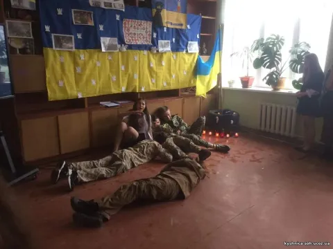 Фото 2 з 3: День Гідності та Свободи