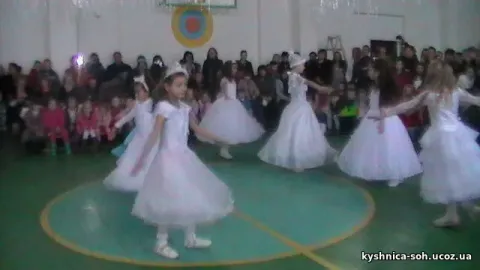 Фото 2 з 6: Новорічний ранок