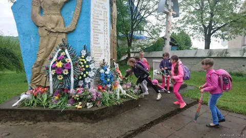Фото 6 з 6: День пам'яті та примирення