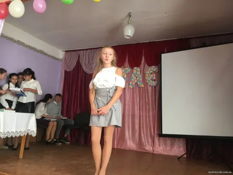 Фото 7 з 9: День учителя